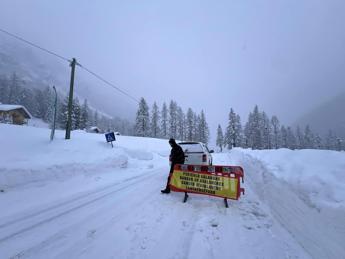 Maltempo Sull Italia Ancora Pioggia E Neve Valanga In Val D Aosta