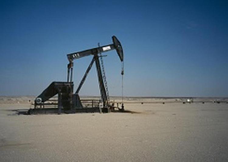 Pozzo petrolifero nell'Oman (Infophoto).