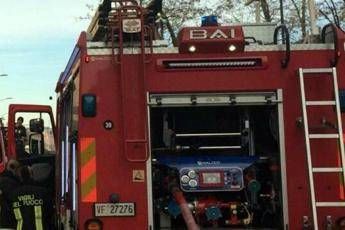 Crollo palazzo a Bari, si cerca 72enne: aperta un'inchiesta