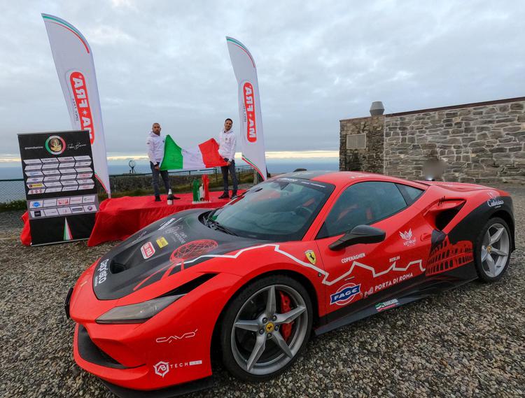 Barone 'batte' Google Maps, Roma-Capo Nord in Ferrari in meno di 49 ore