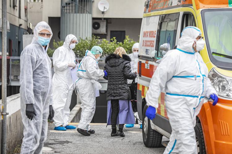 Covid oggi Lombardia, 4.765 contagi e 29 morti: bollettino 15 dicembre