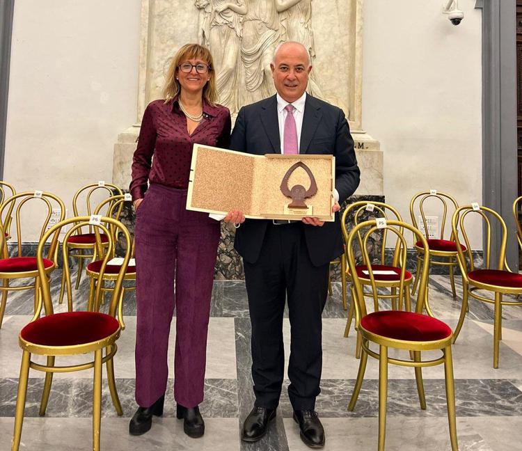 Il Presidente Klaus Algieri e il Segretario Generale della Camera di Commercio di Cosenza, Erminia Giorno