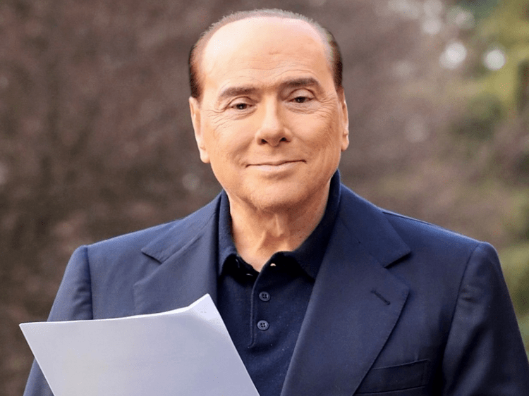 Universitas Libertatis apre 28 center, Silvio Berlusconi guarda al futuro della politica in partnership con Unicusano