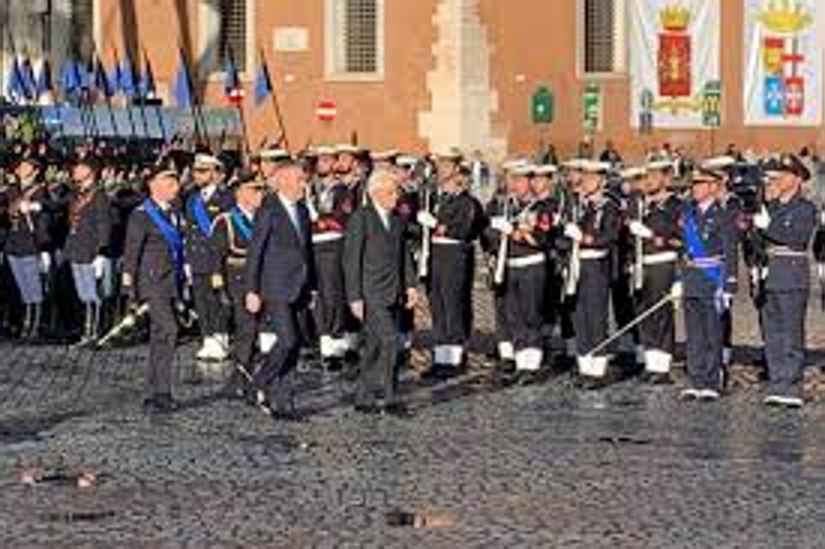 Mattarella promulga legge su Giornata Alpini, ma 'serve unica ricorrenza per Forze Armate'