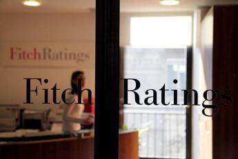 Fitch: \