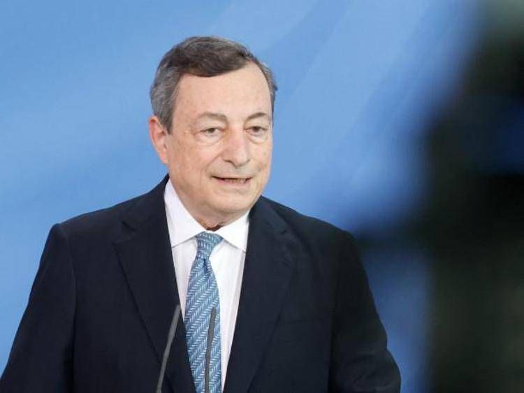 No Draghi al secondo mandato, botta e risposta Pd-Azione