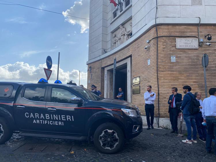 Roma, rientrato allarme bomba a ministero Salute