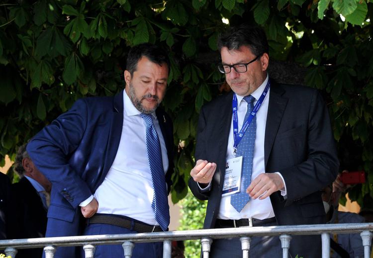 Governo, Giorgetti all'Economia deve fare conti con programma Lega