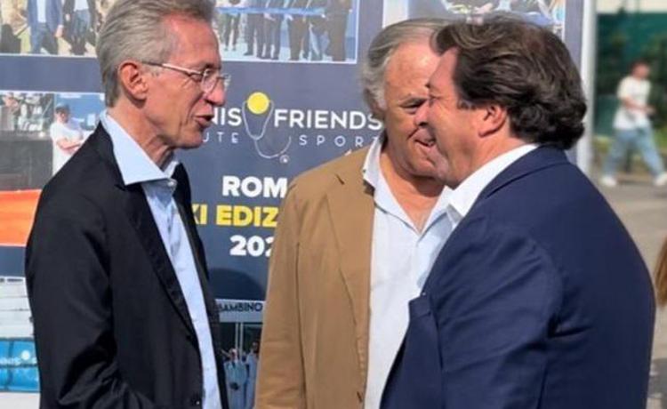 A Napoli si è chiuso il tour di Tennis & Friends 2022