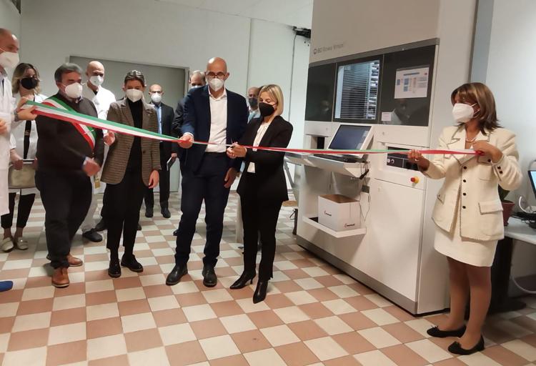 All’ospedale Fracastoro di San Bonifacio la distribuzione del farmaco è informatizzata per ridurre avventi avversi, sprechi e per aumentare l’appropriatezza della terapia