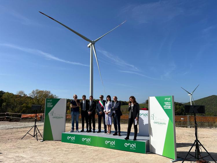 Enel Green Power, in servizio parco eolico a Castelmauro in Molise