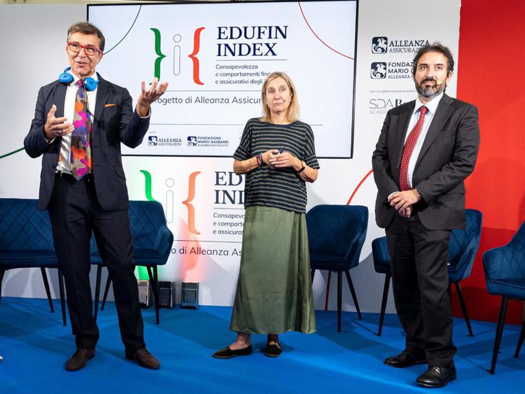 Osservatorio 'Edufin Index', educazione finanziara e assicurativa italiani insufficiente