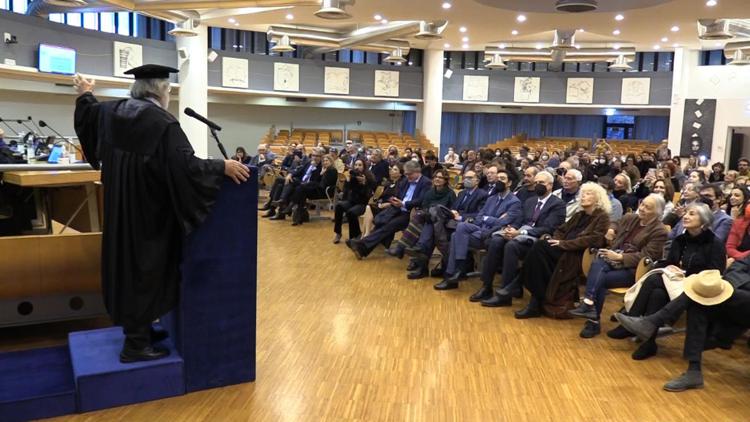 Laurea Honoris Causa a Mimmo Cuticchio, Roma Tre celebra il maestro dei pupi siciliani