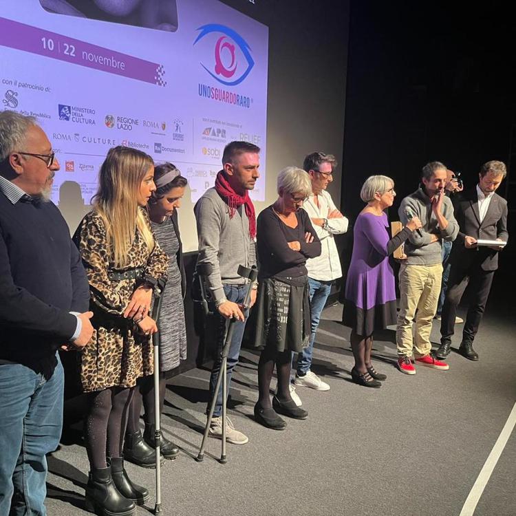 Ricerca, documentario 'La terapia della speranza' vince premio Uno Sguardo Raro 2022