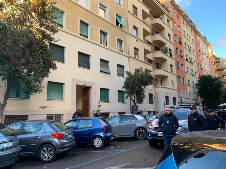 Omicidi Roma, 3 delitti in un'ora e la telefonata: la ricostruzione