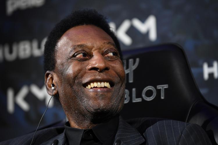 E' morto Pelé, addio al monumento del calcio