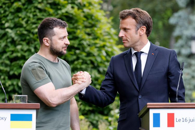 Ucraina, Macron: 