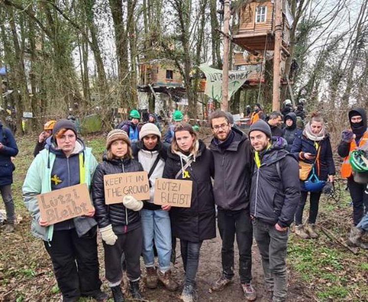 (Foto dal profilo Twitter di Greta Thunberg) 