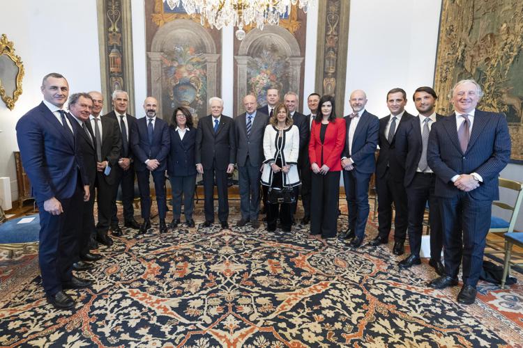 La delegazione della Luiss al Qurinale con il Presidente della Repubblica Sergio Mattarella (Foto LUISS) 