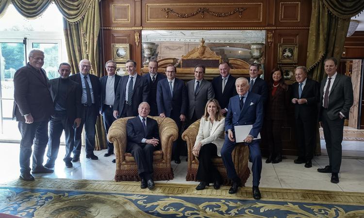 La giuria del Premio Biagio Agnes: Gianni Letta (presidente), Giulio Anselmi, Alberto Barachini, Carlo Bartoli, Stefano Folli, Luciano Fontana, Carlo Fuortes, Luigi Gubitosi, Paolo Liguori, Pierluigi Magnaschi, Giuseppe Marra, Massimo Martinelli, Antonio Martusciello, Agnese Pini, Antonio Polito, Aurelio Regina, Danda Santini, Marcello Sorgi, Fabio Tamburini, Mons. Dario Edoardo Viganò.