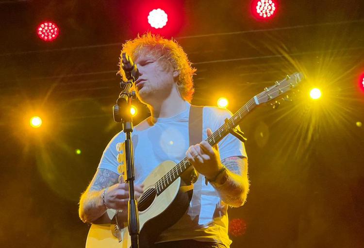 Ed Sheeran durante lo show case a Milano per presentare in anteprima l'album 