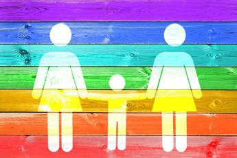 Lgbt, psicoanalisti: “Figli arcobaleno meglio di quelli con famiglie tradizionali”