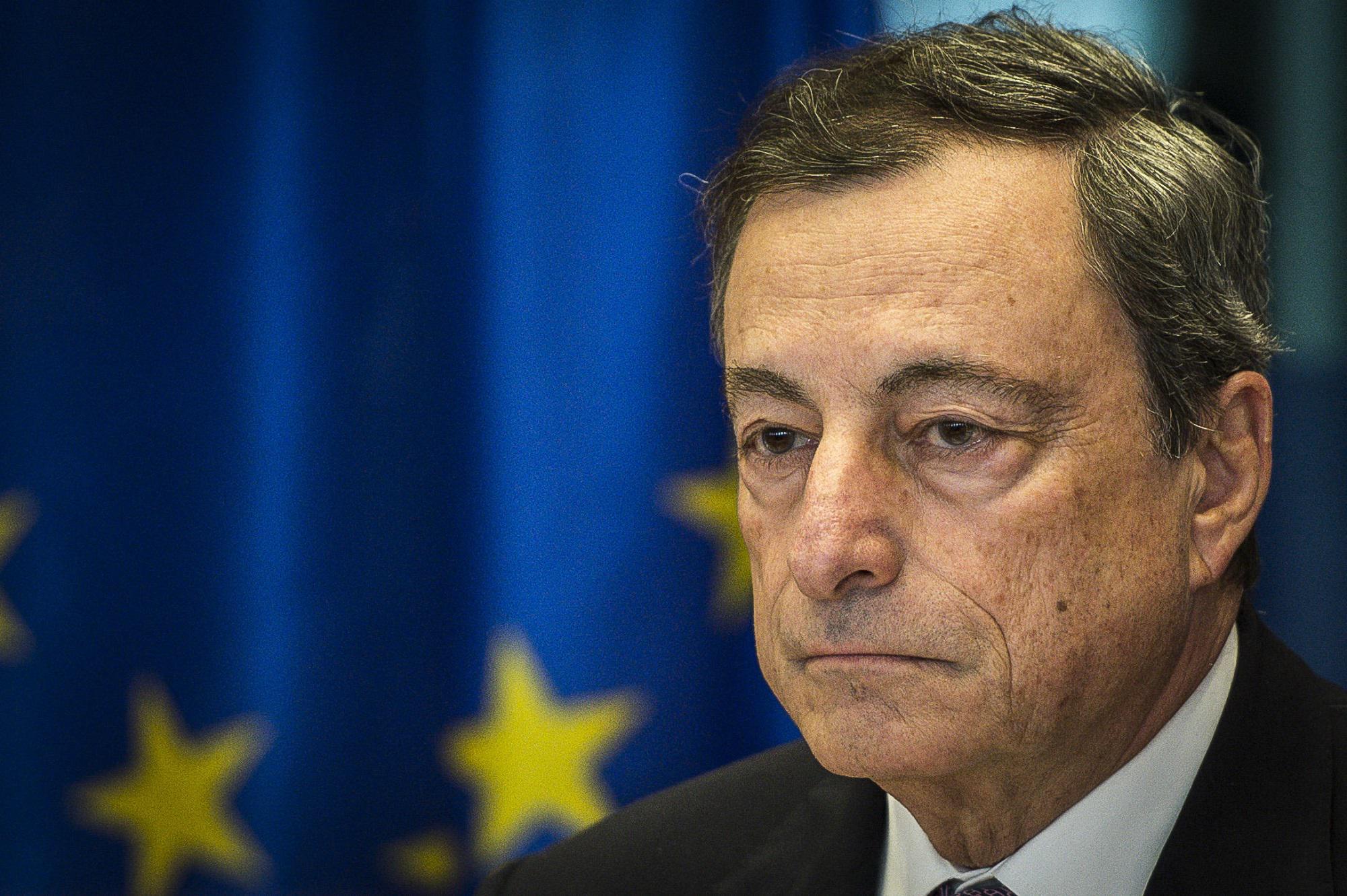 ue-et-draghi-exposent-la-feuille-de-route-pour-l-europe-du-futur