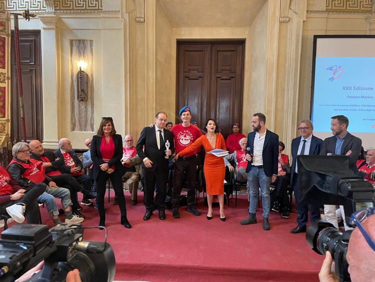 Milano si è tenuta la XXII° edizione del Premio Campione. Tra i premiati anche il giornalista comasco Vittore De Carli