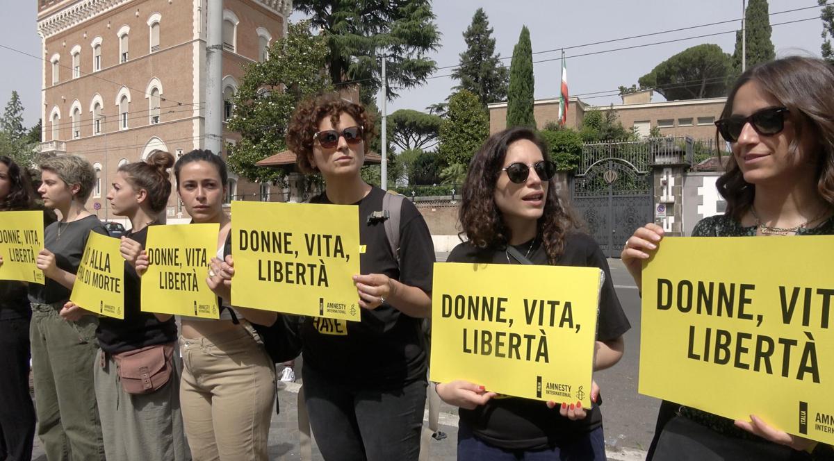 Coop e Amnesty International Italia insieme contro le violenze in Iran