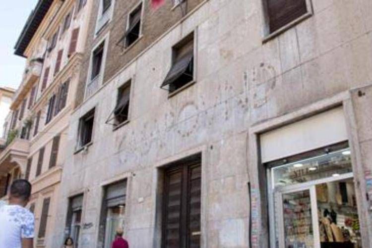 Casapound, dieci condanne per occupazione palazzo via Napoleone III a Roma