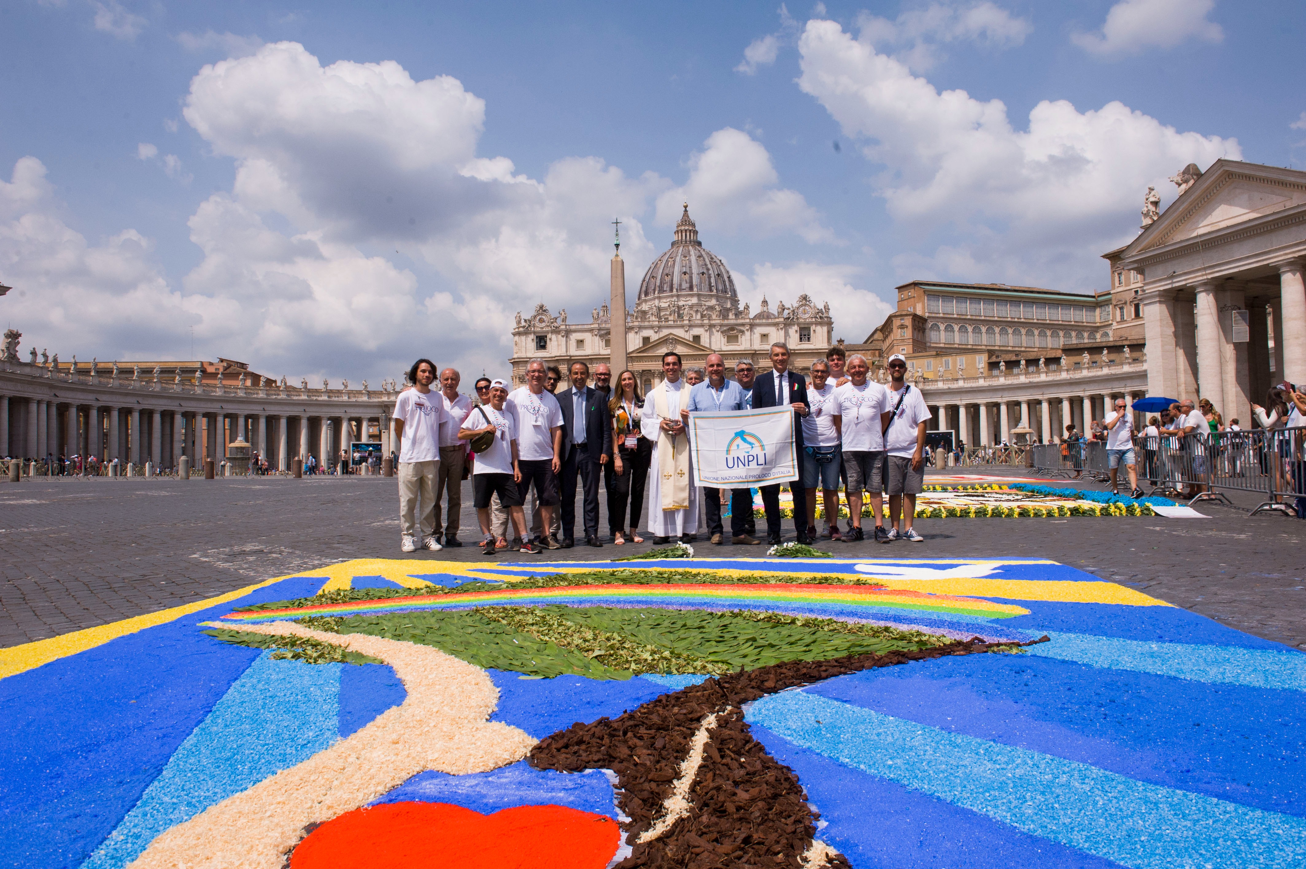 Quadro Pro Loco di Roma. Titolo: San Francesco. Tecnica usata: l’opera viene realizzata con la tecnica dei petali e trucioli