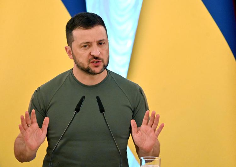 Nato, Zelensky: 