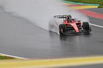 F1 Gp Belgium 2023, Sainz On Ferrari Leading Free Practice In The Rain ...