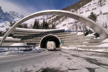 Mont Blanc Tunnel, Night Closures From 18 September - Italian Post