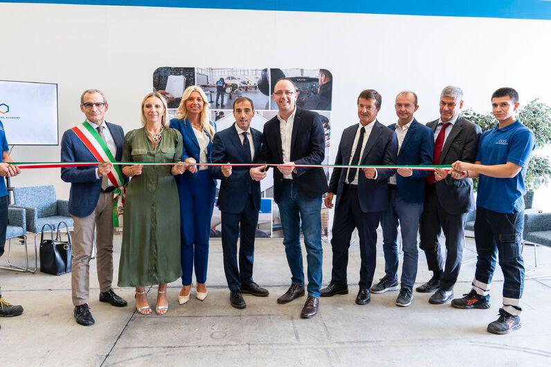 Inaugurata l Accademia di Formazione Aeronautica AEA di Alessandro