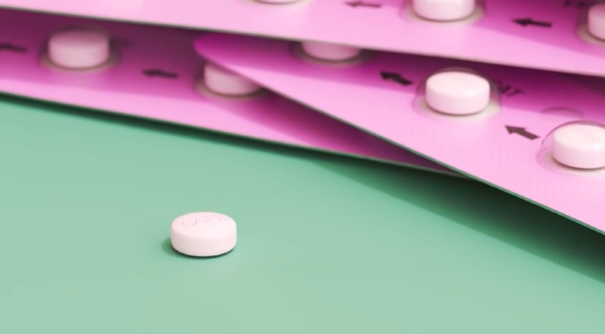 Contraccezione, farmacisti favorevoli a pillola progestinica senza ricetta