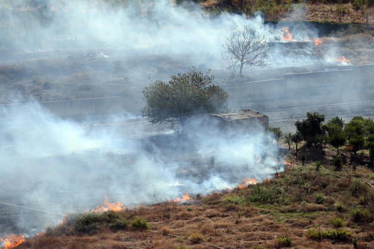 Incendio a Palermo - (Fotogramma)