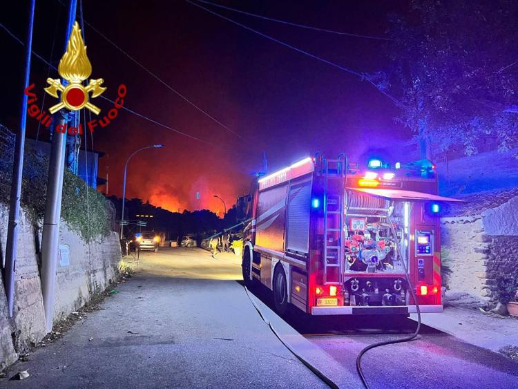 Gli incendi in Sicilia