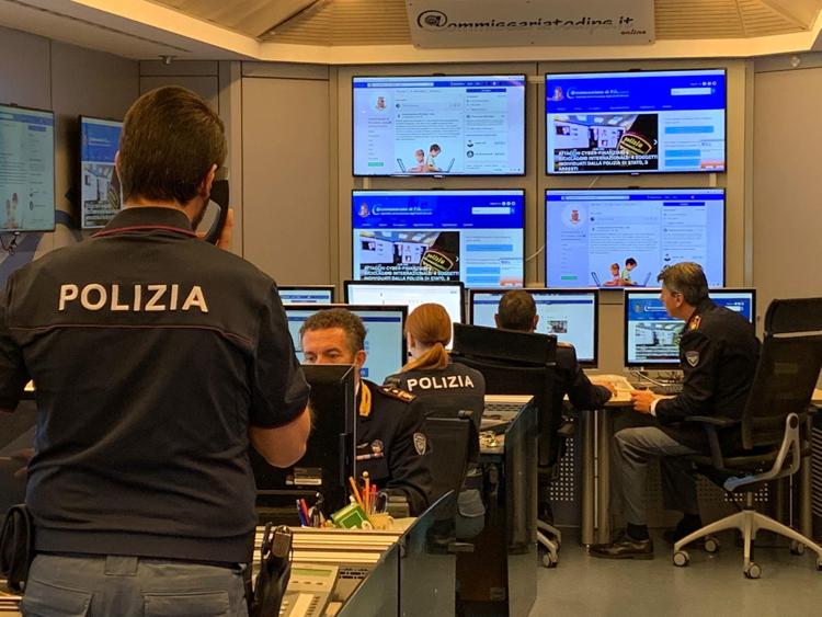 Teen gang, Polizia Postale: ''Web centrale per formazione bande, monitoraggio per contrasto''