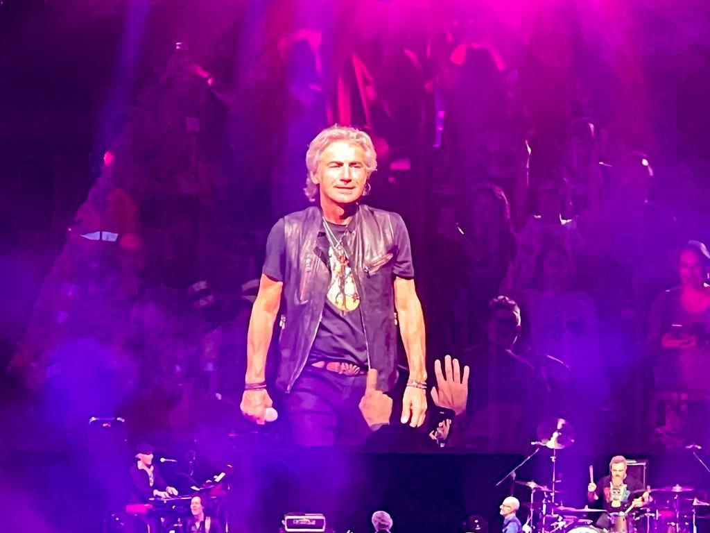 ligabue annuncia