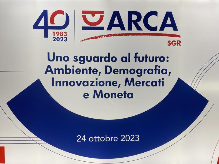 Arca Fondi celebra i suoi primi 40 anni con 'Uno sguardo al futuro'