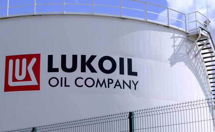 Un deposito Lukoil