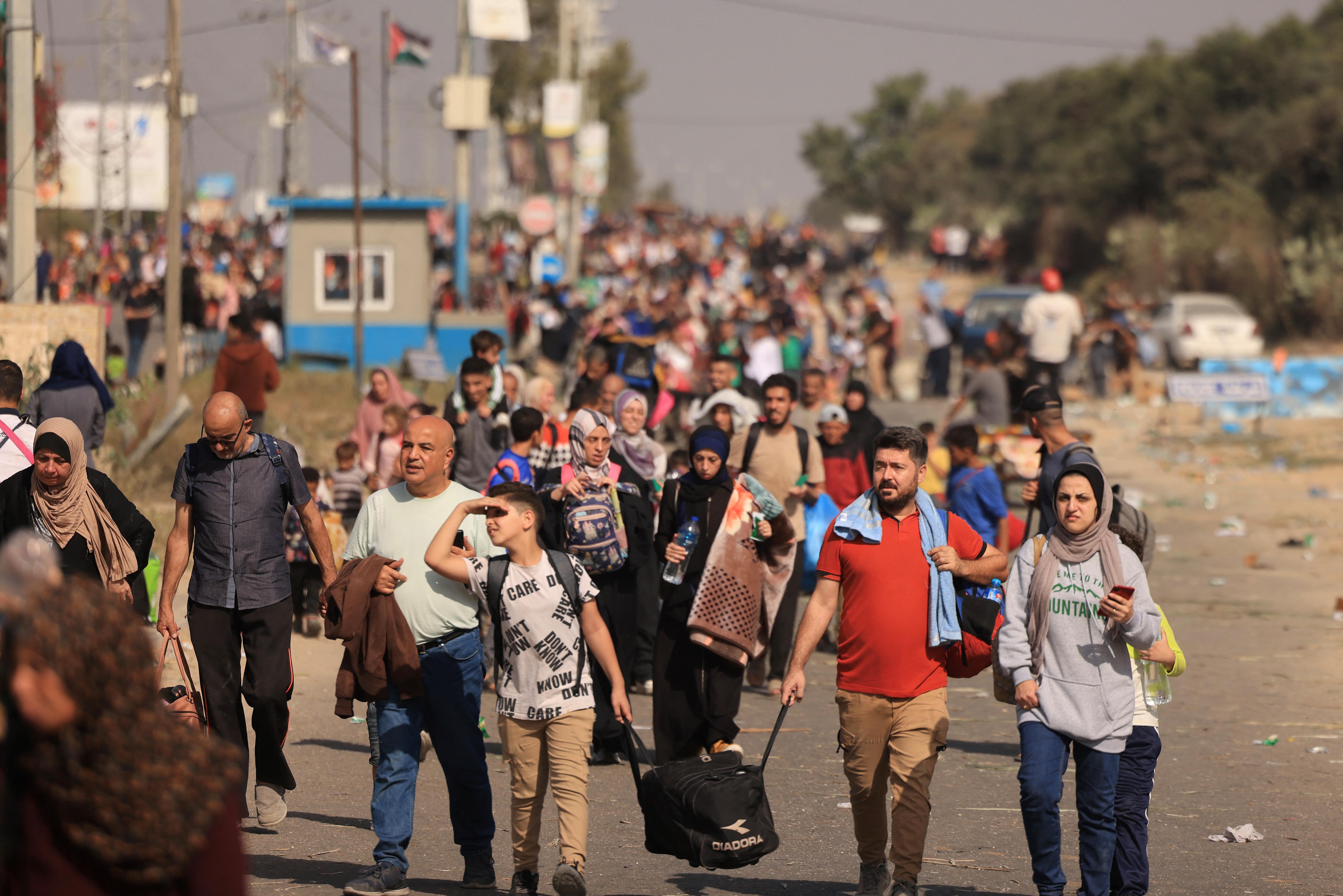 Gaza Stories From The Strip Between Operations Without Anesthesia And Exodus Among The Corpses 9303