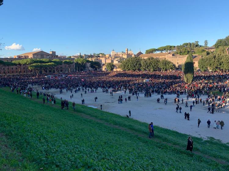 Il corteo a Roma (Adnkronos)