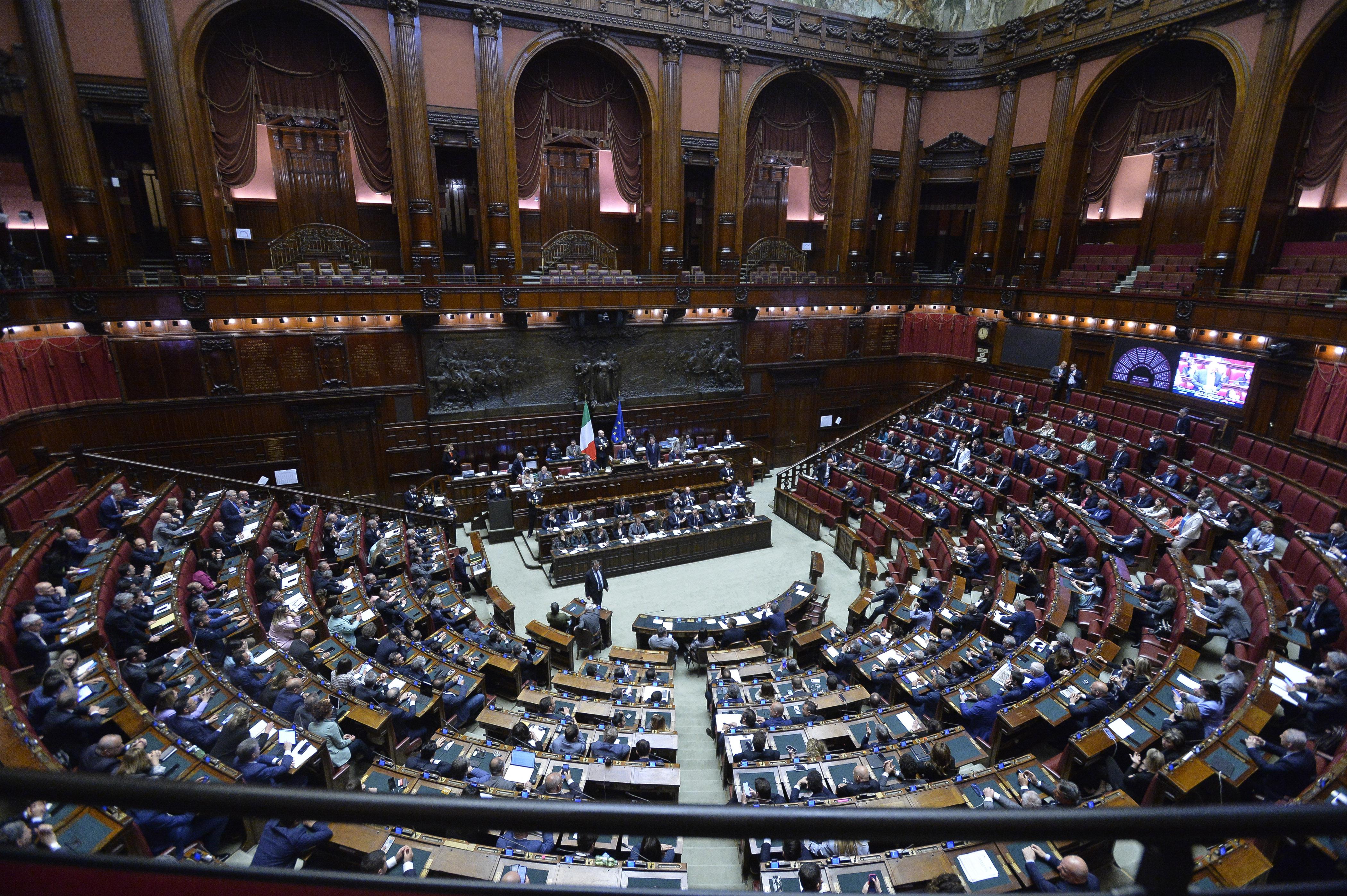 Parlamento come un ring - cronache e diari di tumulti e scontri in Aula