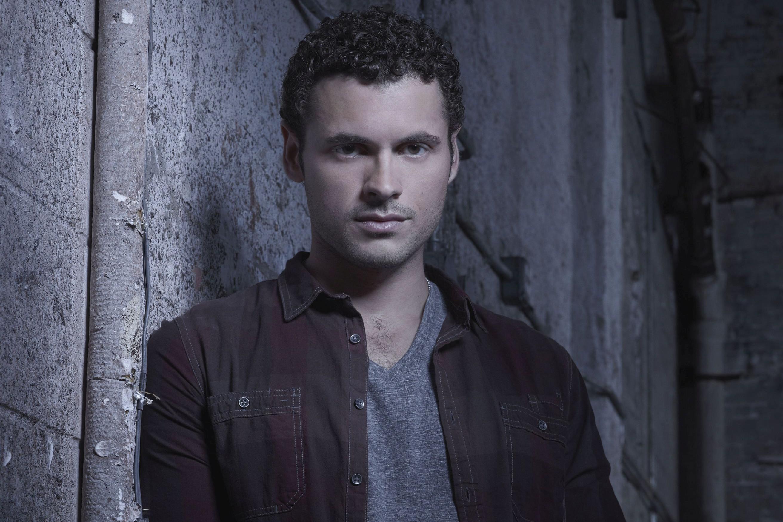 Adan Canto Has Died, The Actor Was 42 Years Old - Pledge Times