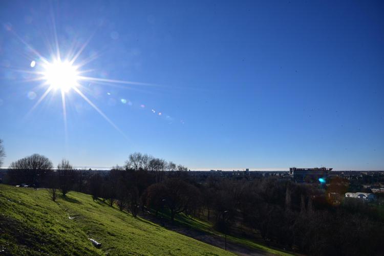 Sole sull'Italia, le previsioni meteo - Fotogramma