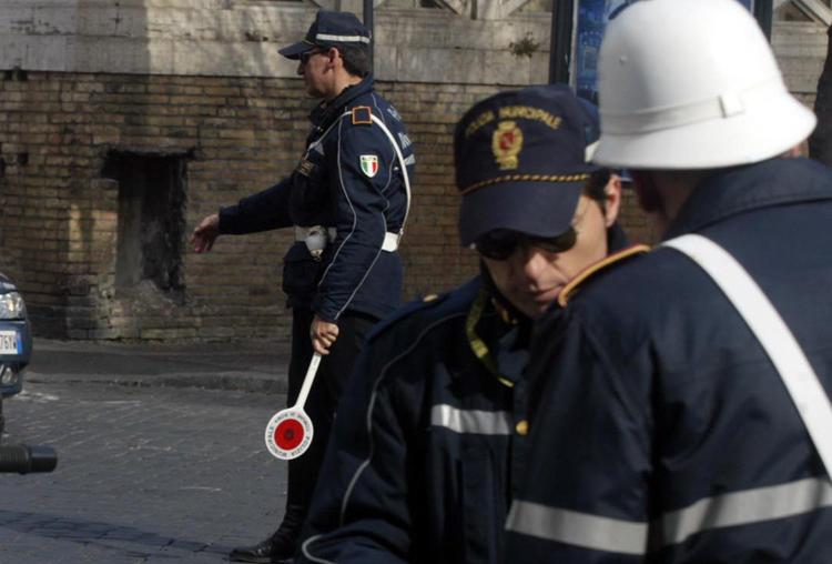 Polizia municipale di Roma, repertorio (Fotogramma/Ipa)