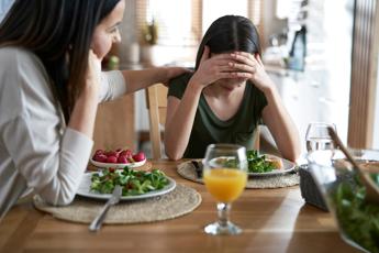 Salute: Schillaci, ‘aumentano disturbi alimentazione, segnali allarme in under 8’