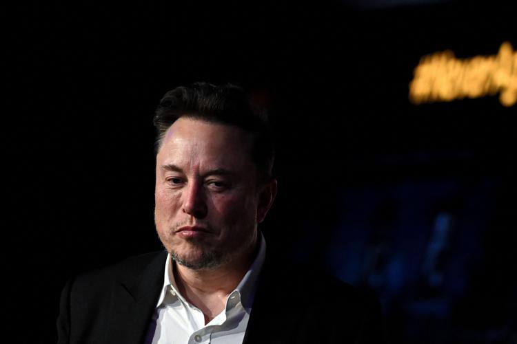 Tentato omicidio Trump - Elon Musk: Nessuno prova a uccidere Biden e Harris